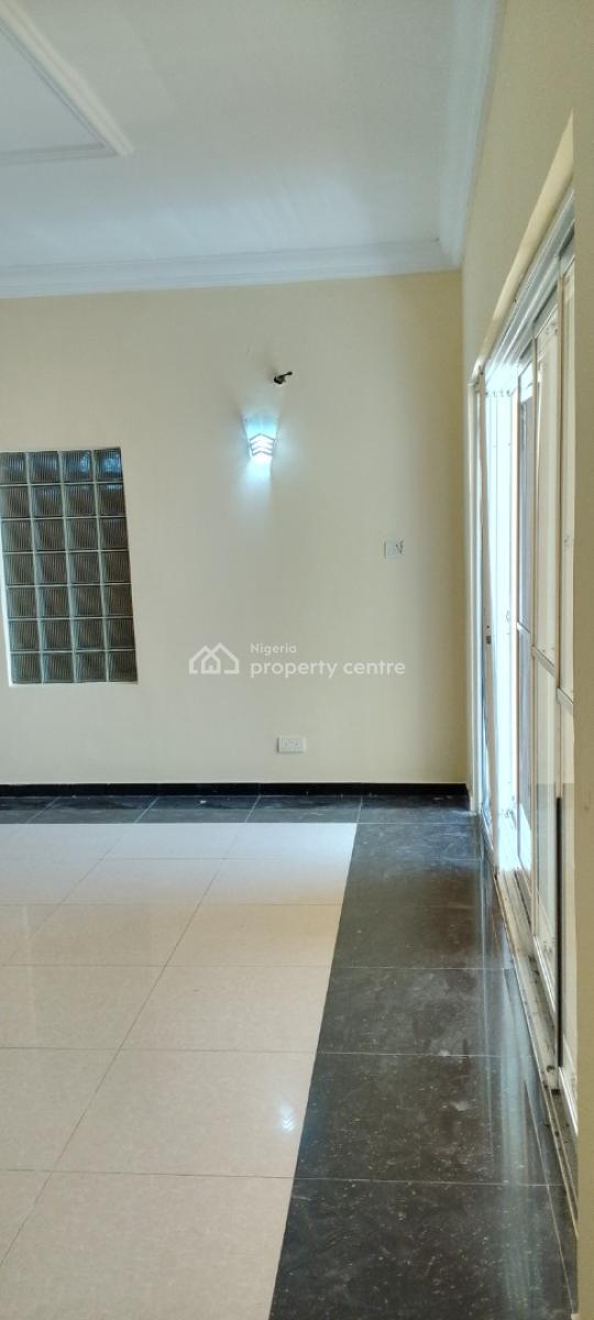 a Standard 3 Bedroom Flat, Chevron Drive, Bera Estate, Chevron, Lekki, Lagos, Flat / Apartment for Rent