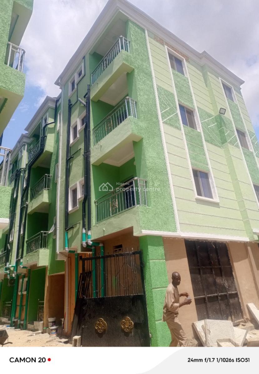 Relatively Newly Built Delicious Mini Flat, Surulere, Lagos, Flat / Apartment for Rent