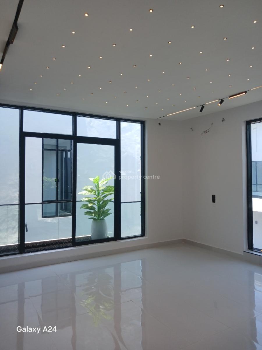 Fine Class 5bedroom Detached House at Chevron in a Lovely Estate, Chevron, Lekki Expressway, Lekki, Lagos, Detached Duplex for Sale