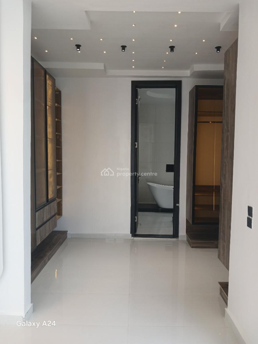 Fine Class 5bedroom Detached House at Chevron in a Lovely Estate, Chevron, Lekki Expressway, Lekki, Lagos, Detached Duplex for Sale
