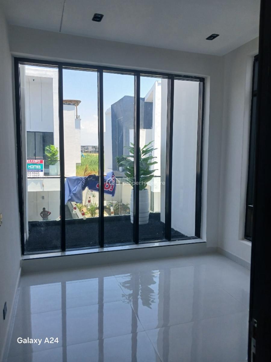 Fine Class 5bedroom Detached House at Chevron in a Lovely Estate, Chevron, Lekki Expressway, Lekki, Lagos, Detached Duplex for Sale