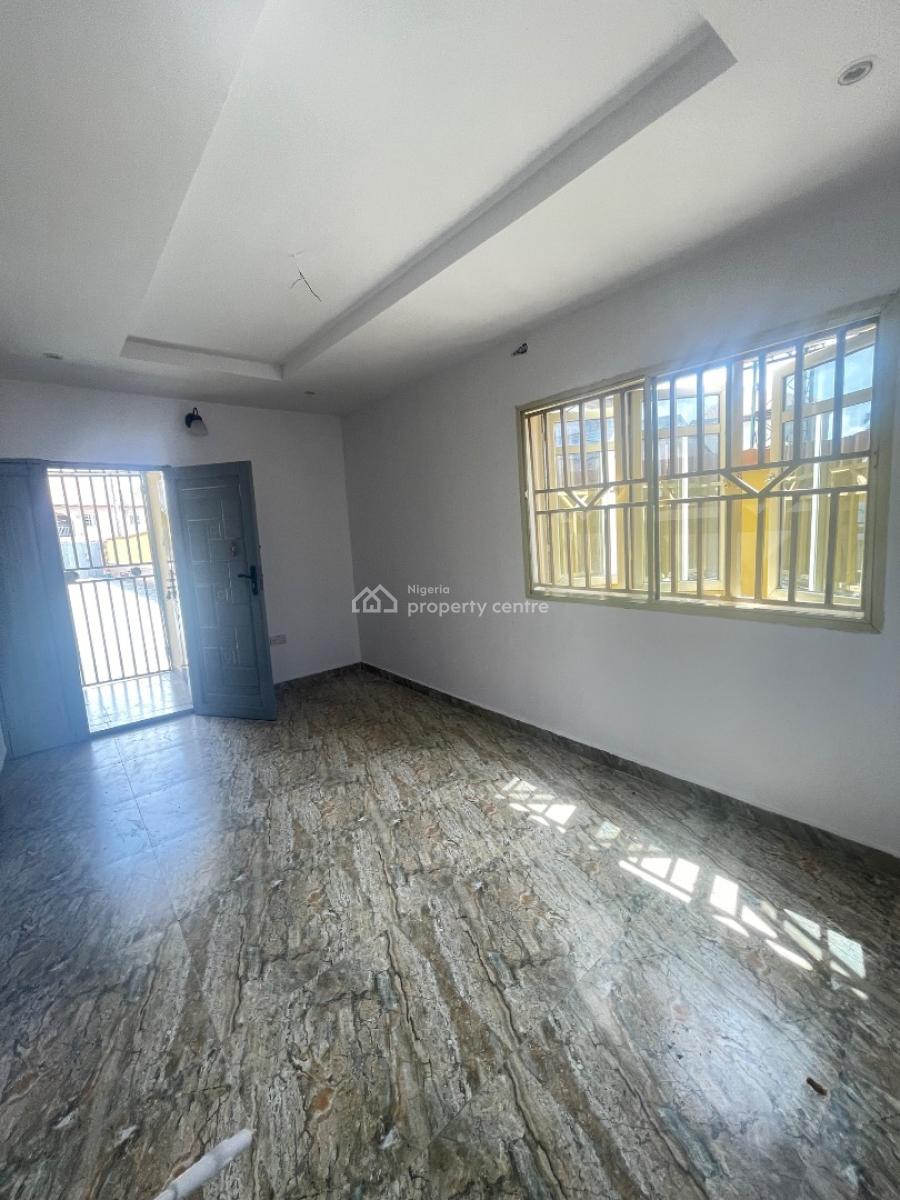 Standard Mini Flat Around Blenco ,personal Tank,personal Prepaid,, Sangotedo, Ajah, Lagos, Mini Flat (room and Parlour) for Rent