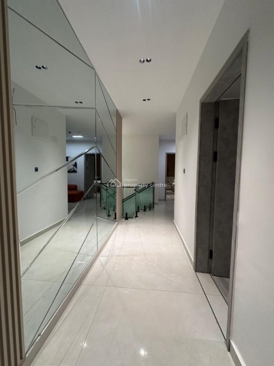 High-end 2 Bedrooms Apartment & Maisonette, Bourdilon, Ikoyi, Lagos, Flat / Apartment for Rent