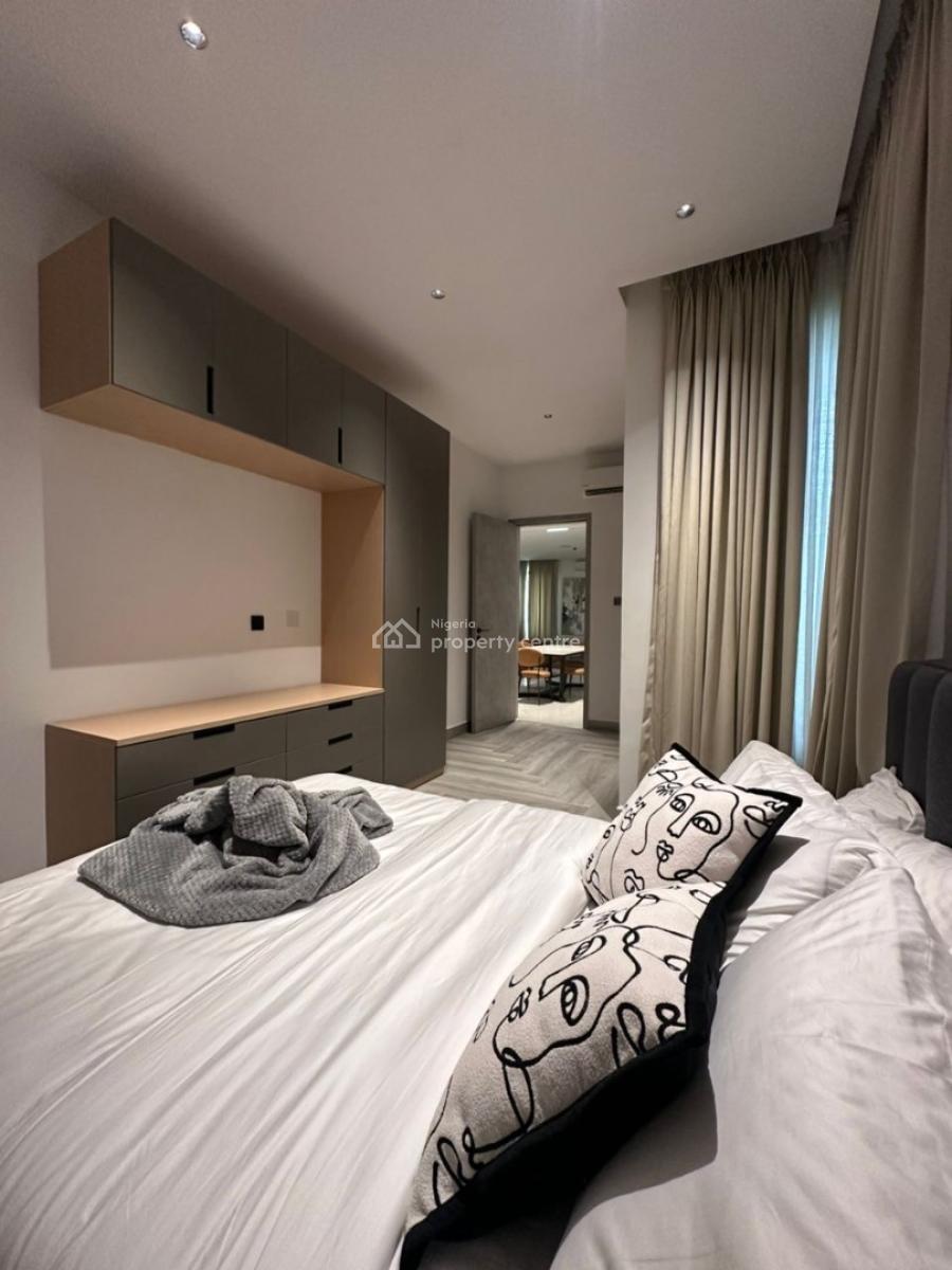 High-end 2 Bedrooms Apartment & Maisonette, Bourdilon, Ikoyi, Lagos, Flat / Apartment for Rent