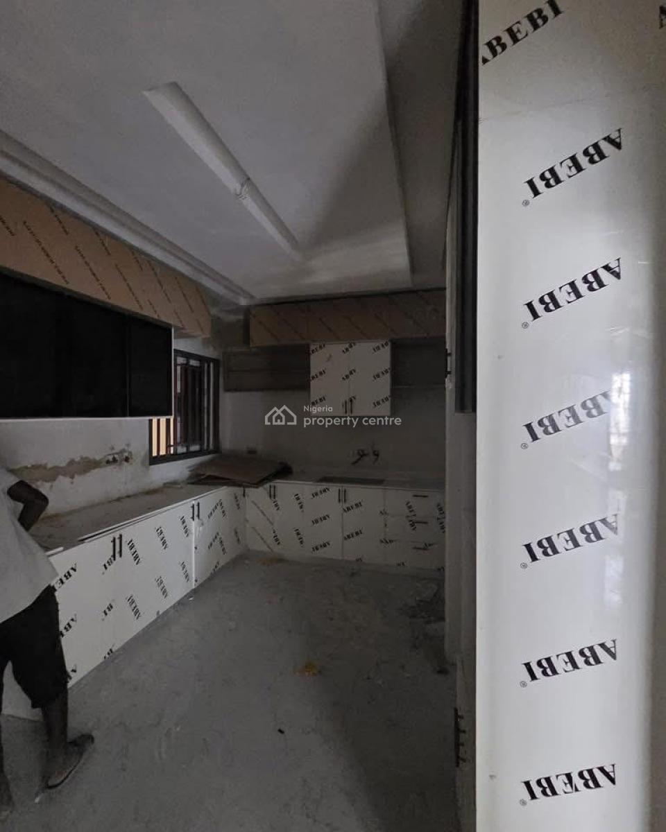 Stunning 4 Bedroom Apartment, Ikeja Gra, Ikeja, Lagos, Flat / Apartment for Sale