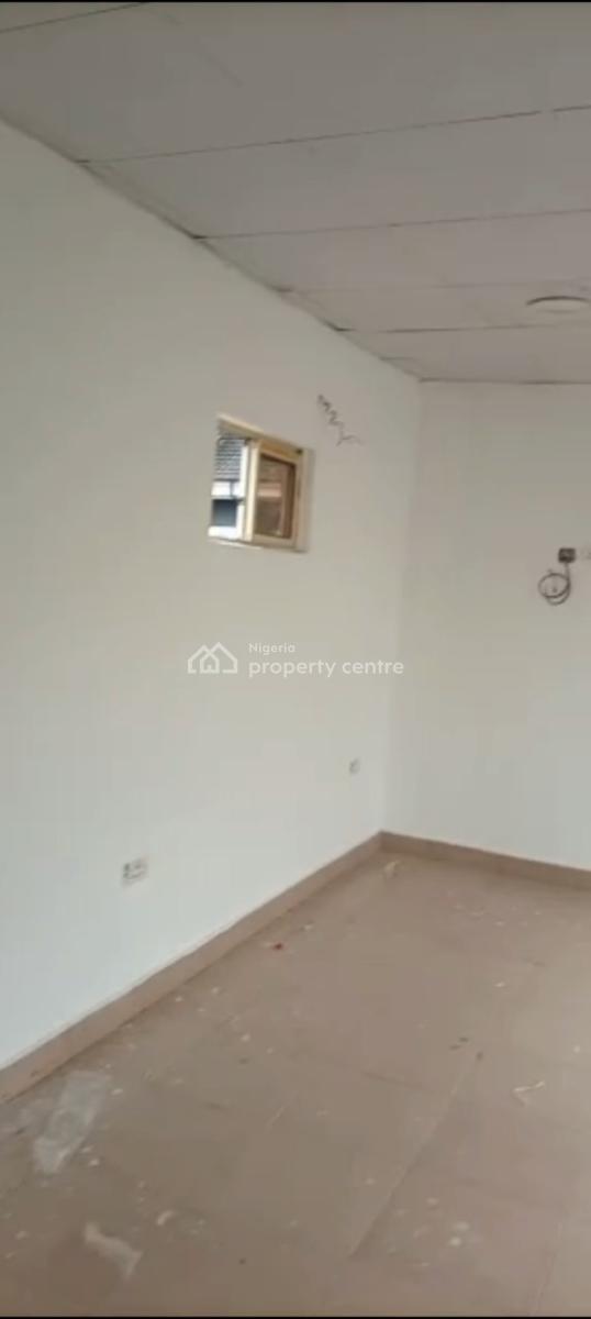 Massive Shop Upstairs with Glass, Badore, Ajah, Lagos, Shop for Rent