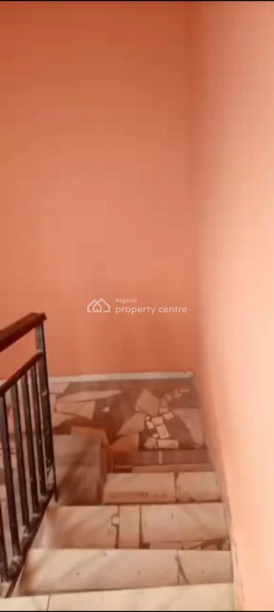 Massive Shop Upstairs with Glass, Badore, Ajah, Lagos, Shop for Rent