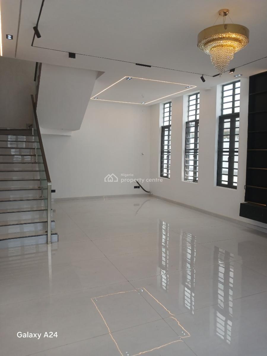Super Luxurious 5 Bedroom with Swimming Pool, Chevron, Lekki Expressway, Lekki, Lagos, Detached Duplex for Sale