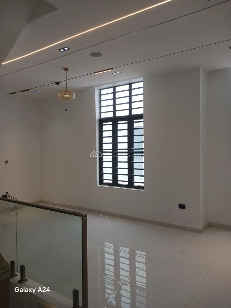 Super Luxurious 5 Bedroom with Swimming Pool, Chevron, Lekki Expressway, Lekki, Lagos, Detached Duplex for Sale