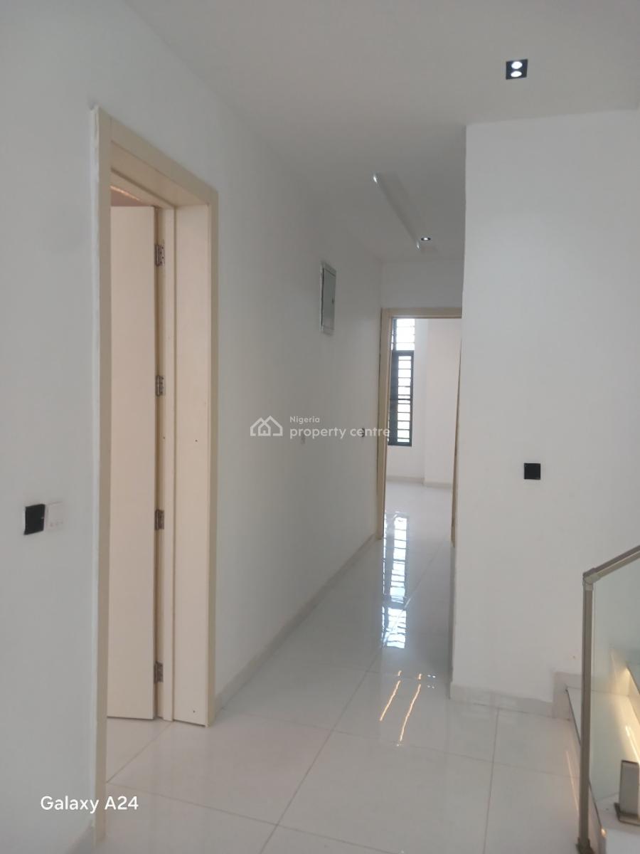 Super Luxurious 5 Bedroom with Swimming Pool, Chevron, Lekki Expressway, Lekki, Lagos, Detached Duplex for Sale