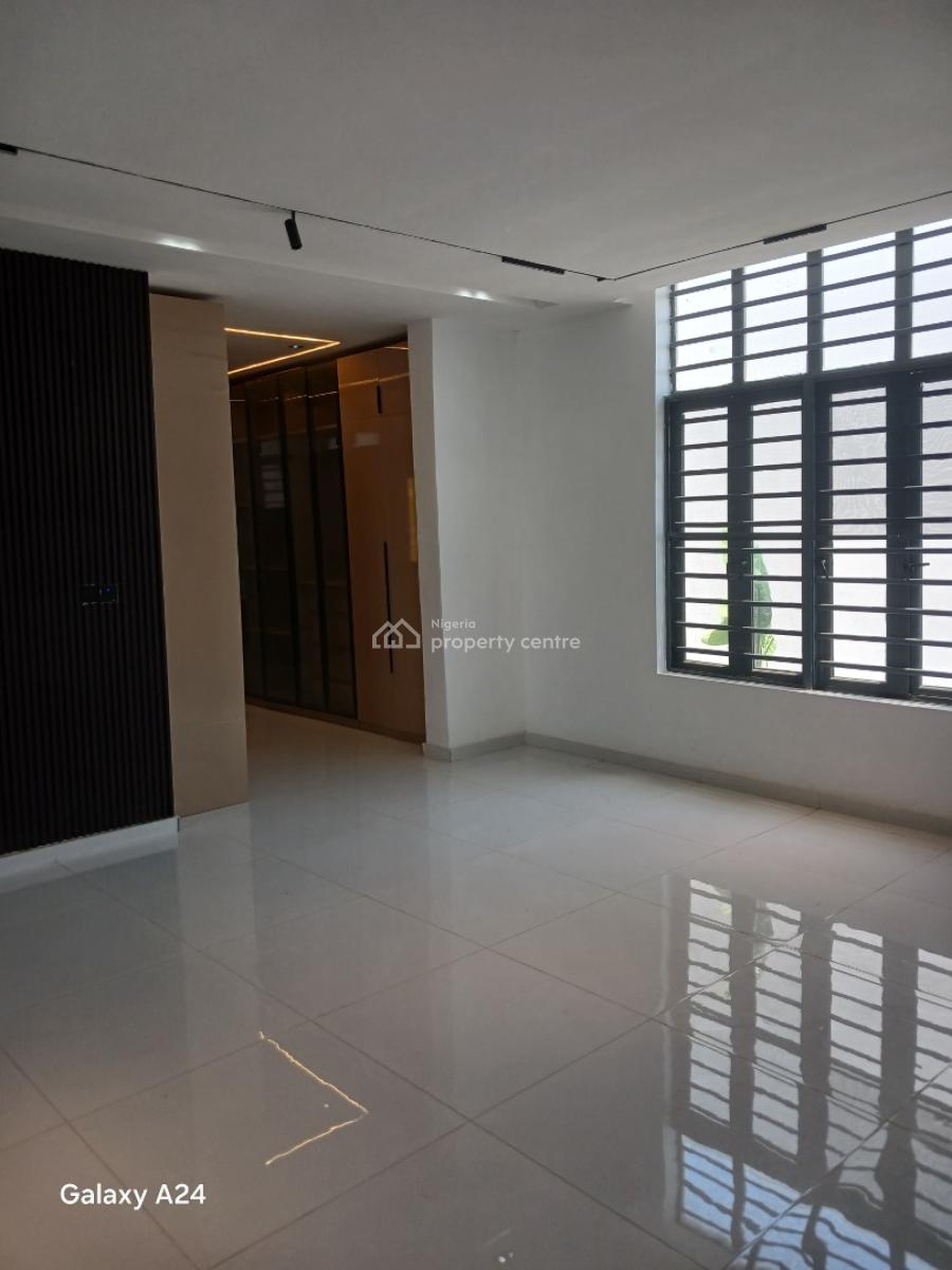 Super Luxurious 5 Bedroom with Swimming Pool, Chevron, Lekki Expressway, Lekki, Lagos, Detached Duplex for Sale