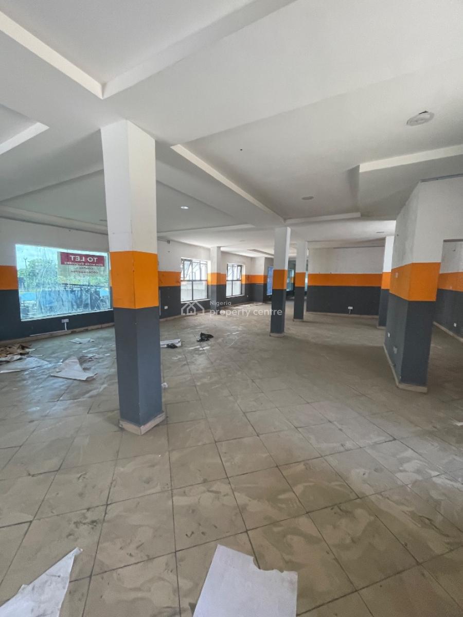 176 Square Meters Space on The Express, Majek, Sangotedo, Ajah, Lagos, Plaza / Complex / Mall for Rent
