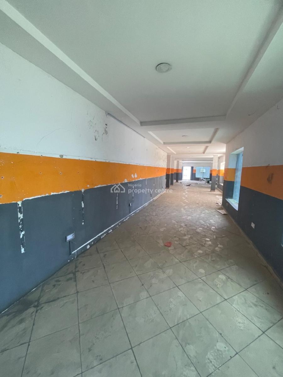 176 Square Meters Space on The Express, Majek, Sangotedo, Ajah, Lagos, Plaza / Complex / Mall for Rent