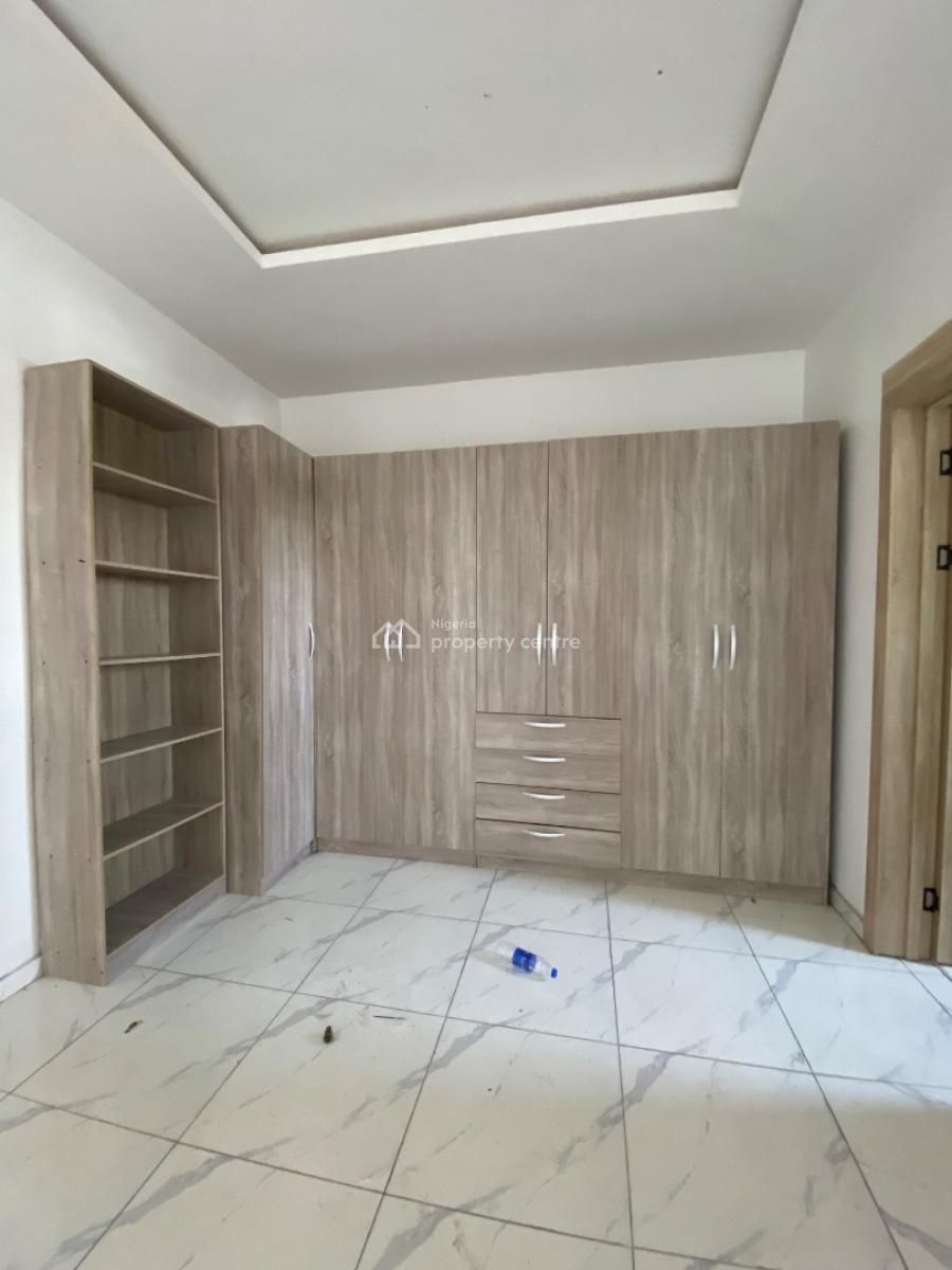 Luxury New 4 Bedroom  with Constant Light in a Secured Estate, Abraham Adesanya, Ajah, Lagos, Terraced Duplex for Rent