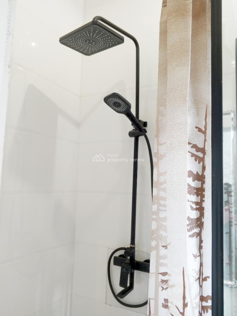 a Premium 5 Bedroom Apartment in a Gated and Secured Estate, 12 Aquamarine Rd Diamond Estate Monastery, Sangotedo, Ajah, Lagos, Detached Duplex Short Let