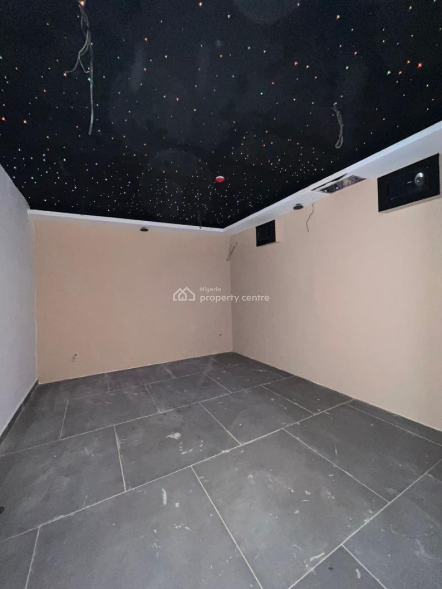 6-bedroom Penthouse +private Pool in Osborne, Ikoyi, Lagos, House for Sale