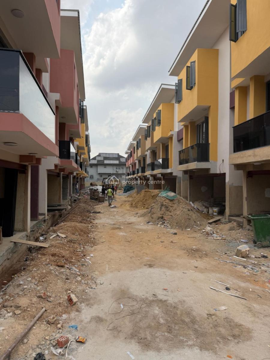 4 Bedroom All Ensuite Townhouse, Adeniyi Jones, Ikeja, Lagos, Block of Flats for Sale