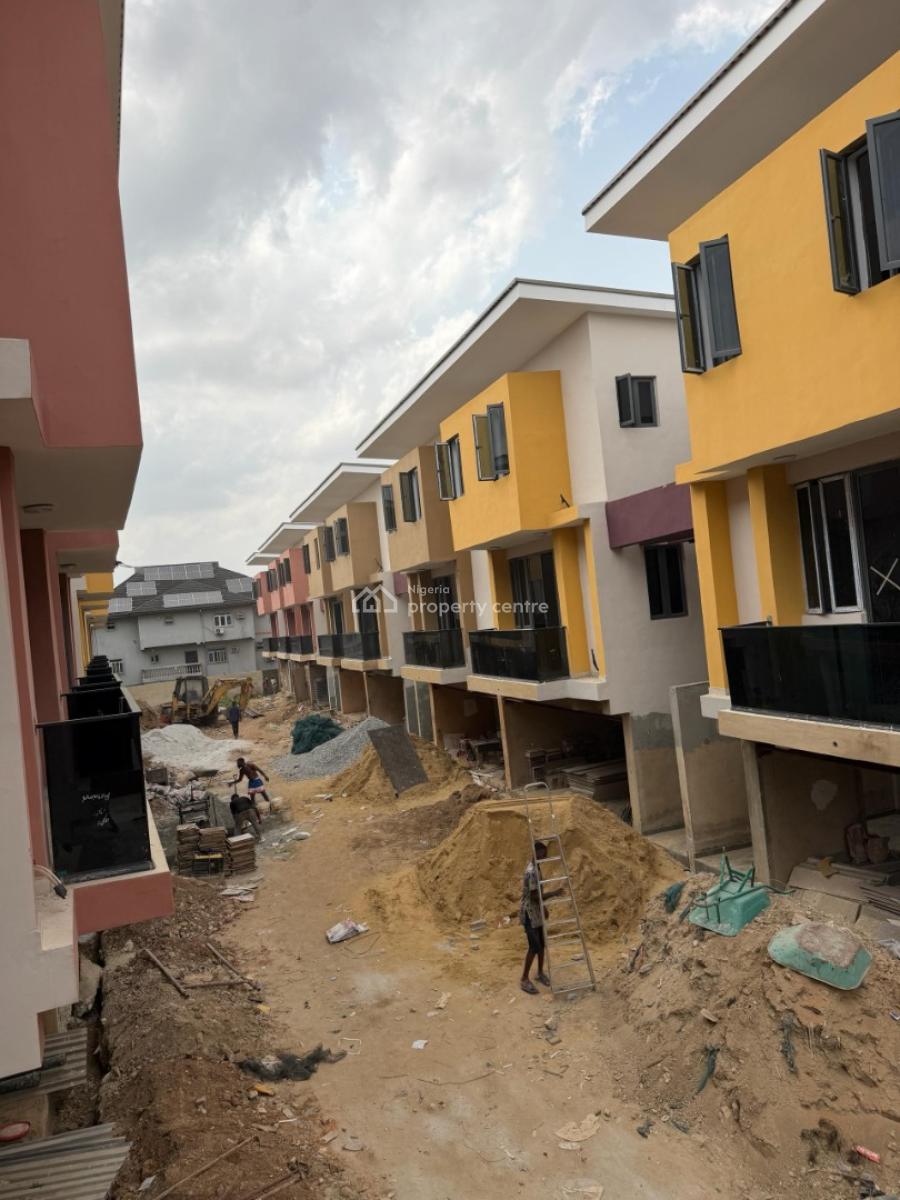 4 Bedroom All Ensuite Townhouse, Adeniyi Jones, Ikeja, Lagos, Block of Flats for Sale