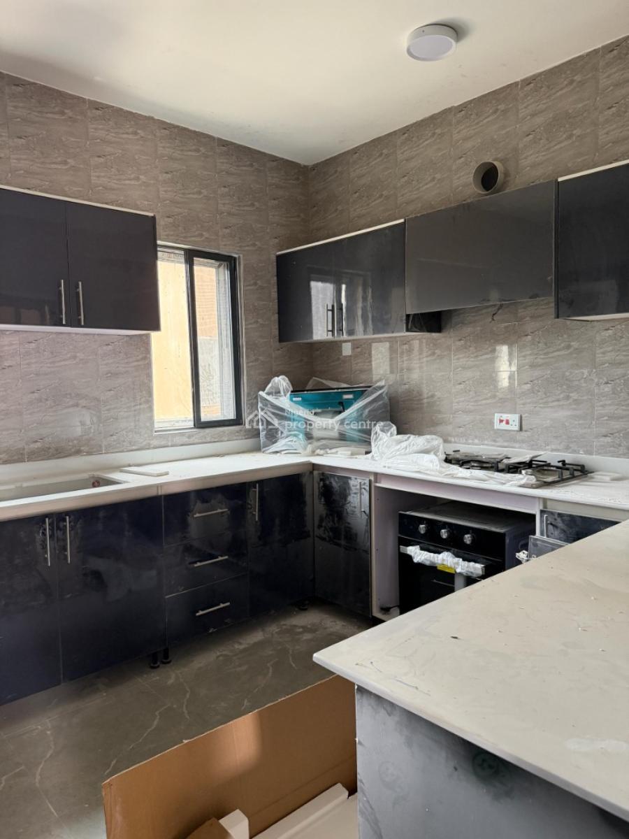 4 Bedroom All Ensuite Townhouse, Adeniyi Jones, Ikeja, Lagos, Block of Flats for Sale