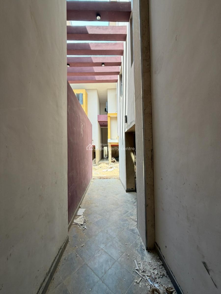 4 Bedroom All Ensuite Townhouse, Adeniyi Jones, Ikeja, Lagos, Block of Flats for Sale