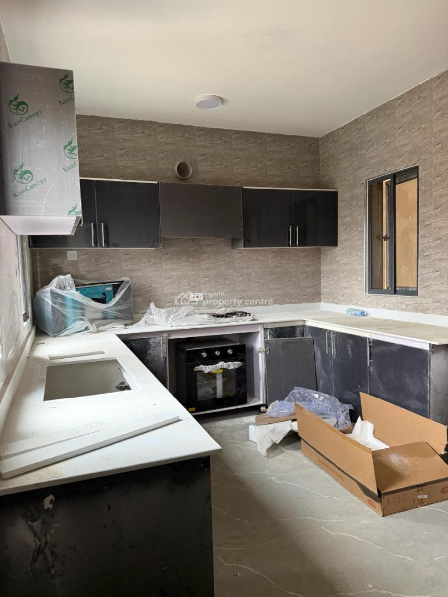 4 Bedroom All Ensuite Townhouse, Adeniyi Jones, Ikeja, Lagos, Block of Flats for Sale