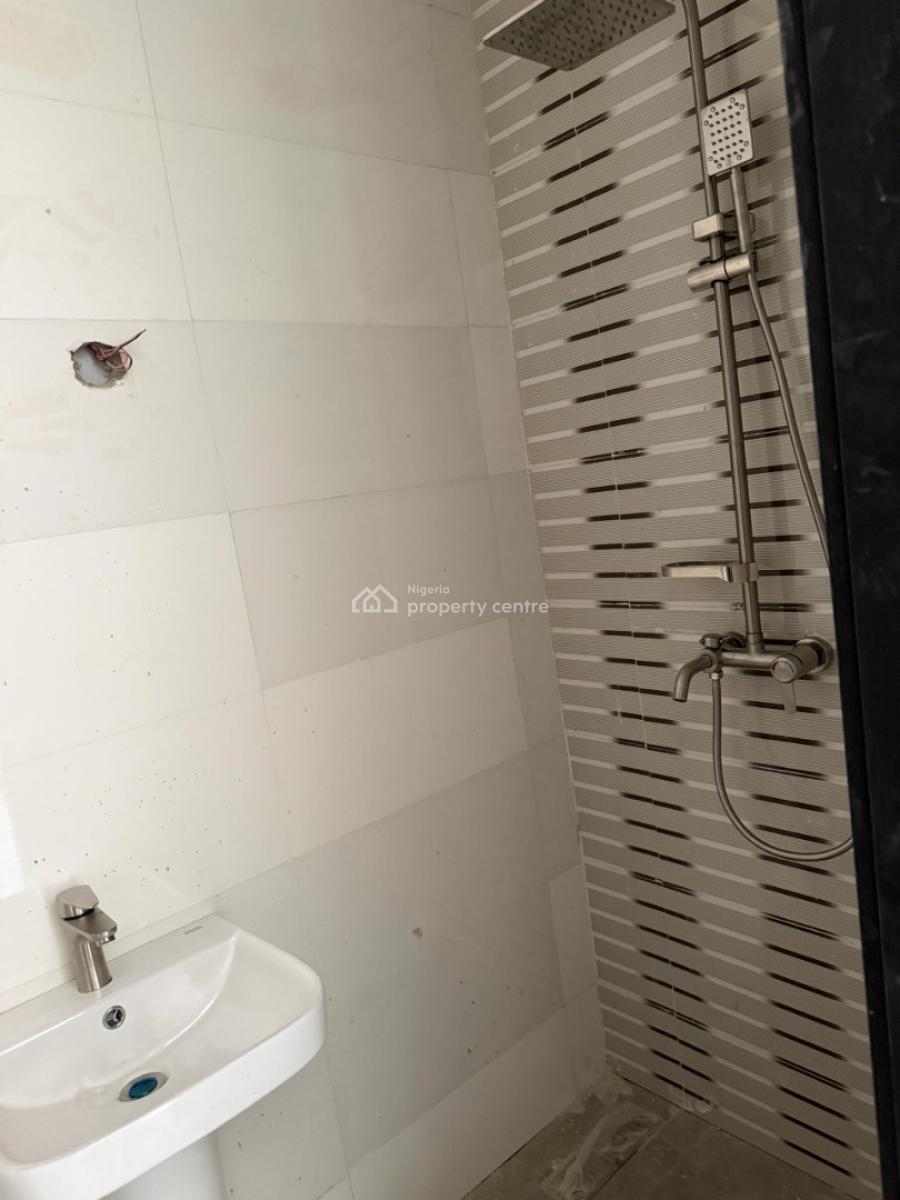 4 Bedroom All Ensuite Townhouse, Adeniyi Jones, Ikeja, Lagos, Block of Flats for Sale