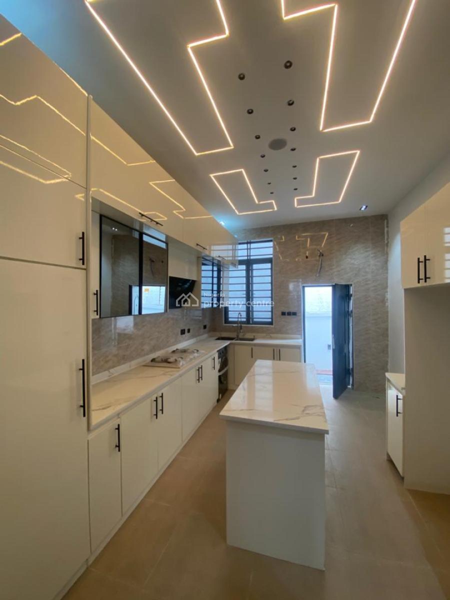 Well Fitted 4 Bedroom Contemporary Design Duplex with Lovely Car Park, Vgc, Lekki, Lagos, Flat / Apartment for Sale