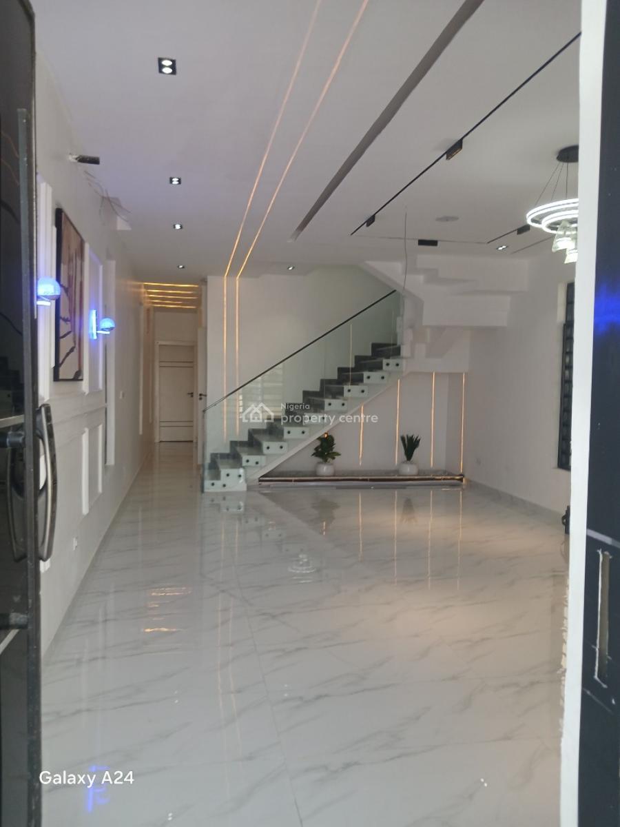 5bedroom Detached Duplex at Chevron, Chevron 350, Lekki Expressway, Lekki, Lagos, Detached Duplex for Sale