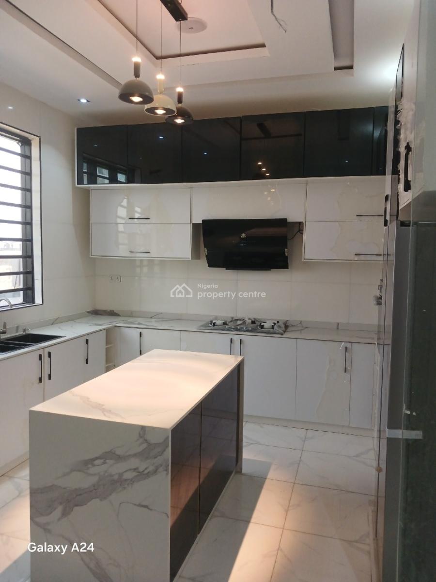 5bedroom Detached Duplex at Chevron, Chevron 350, Lekki Expressway, Lekki, Lagos, Detached Duplex for Sale
