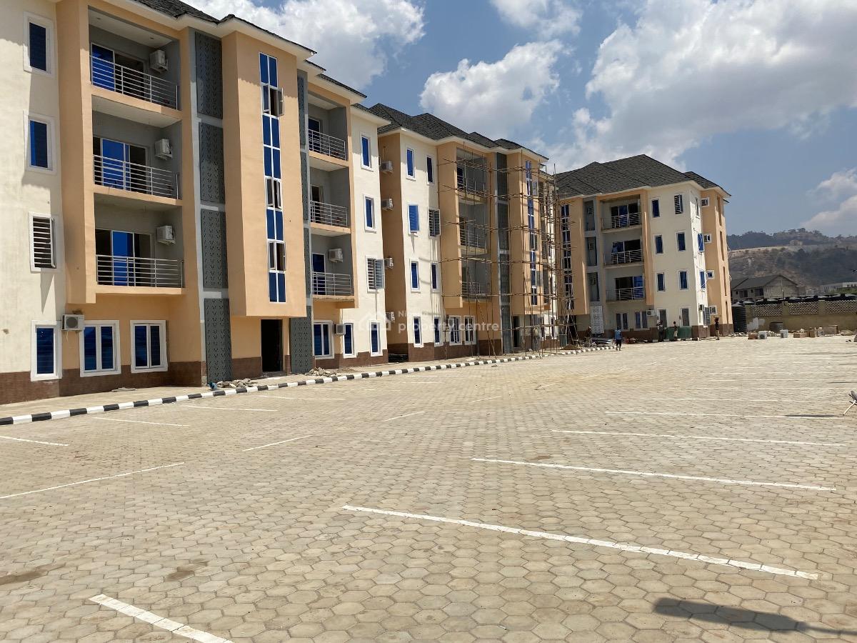 Brand New Serviced Three Bedroom Flat, Katampe (main), Katampe, Abuja, Flat / Apartment for Rent