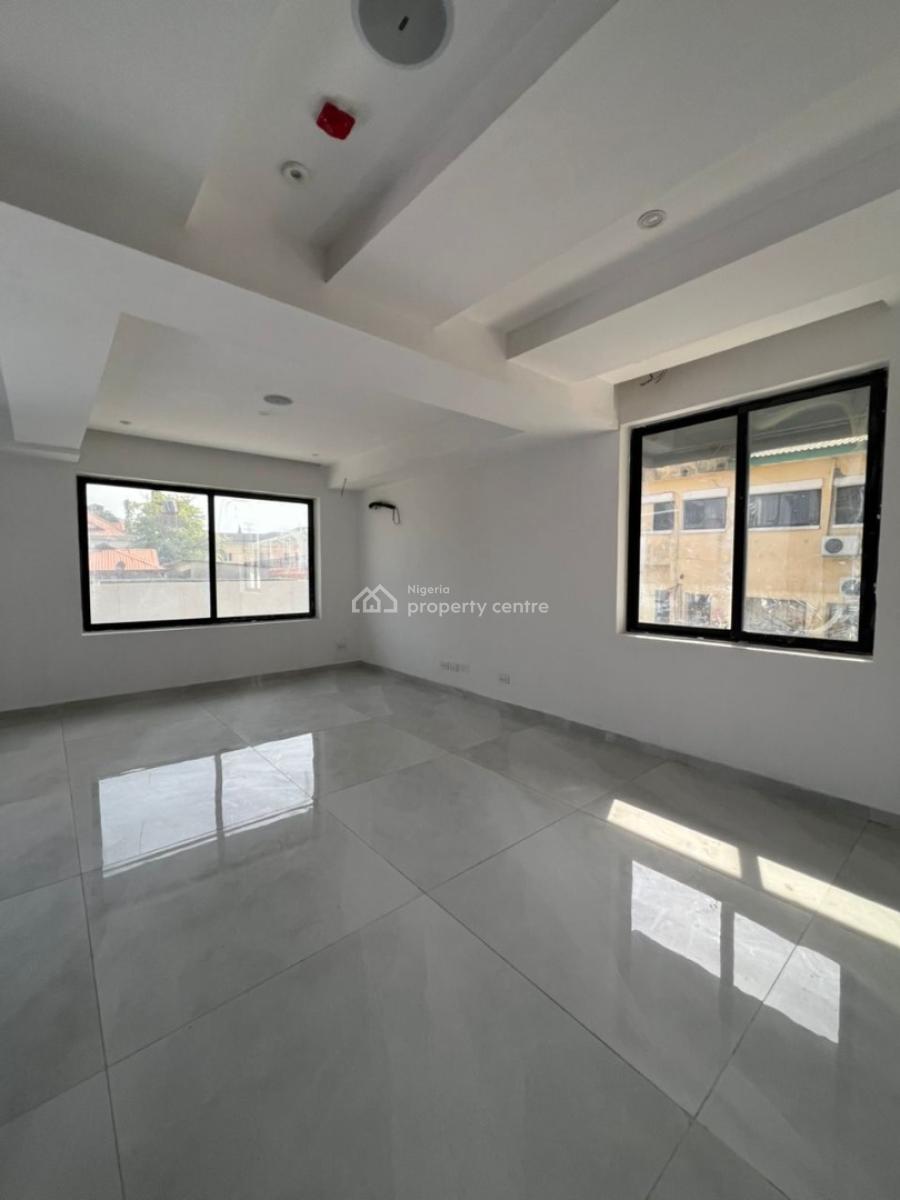 4 Bedrooms Terrace, Ikoyi, Lagos, Terraced Duplex for Sale