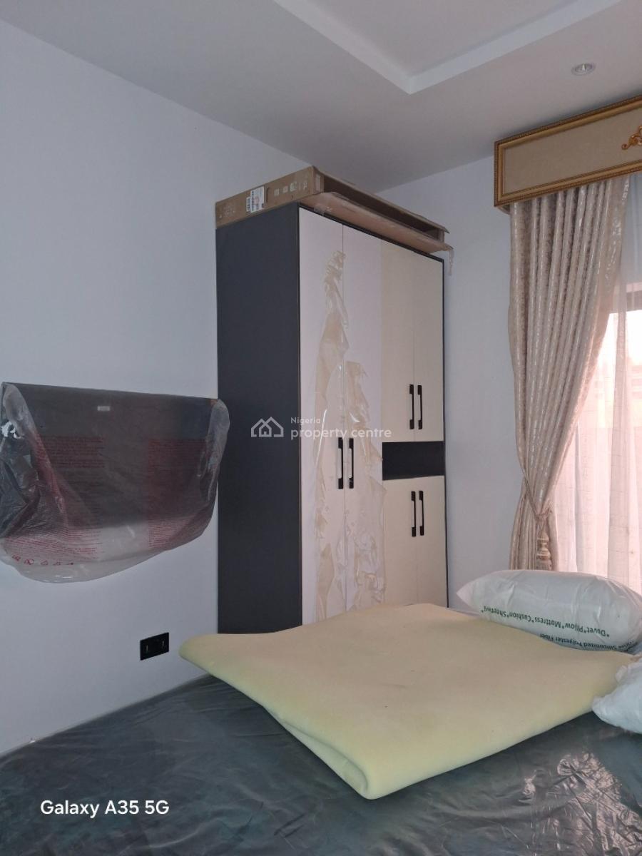 Fully Furnished 2 Bedrooms Flat, Shoprite Road, Ajah, Lagos, Flat / Apartment for Rent