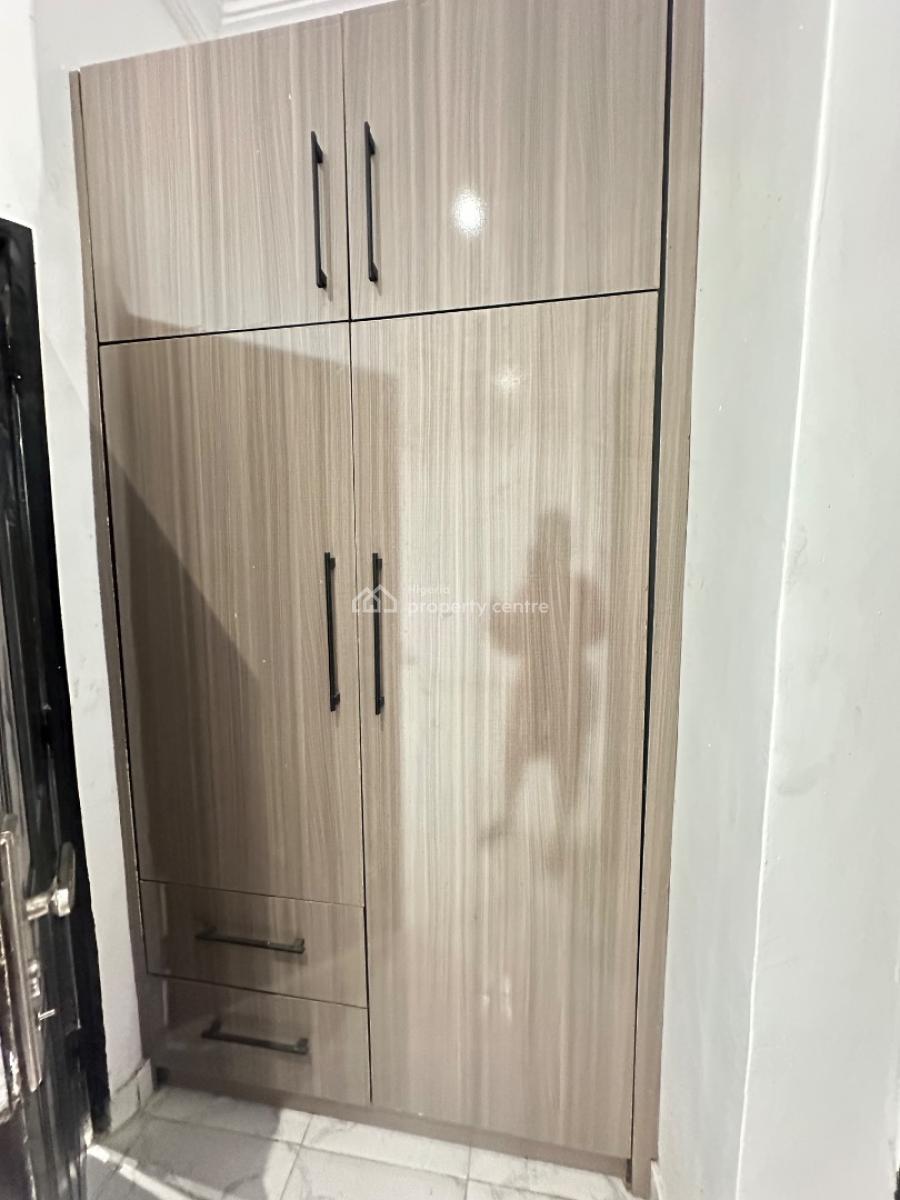 Neatly Built 3 Bedroom Apartment, Ajah, Lagos, Flat / Apartment for Rent