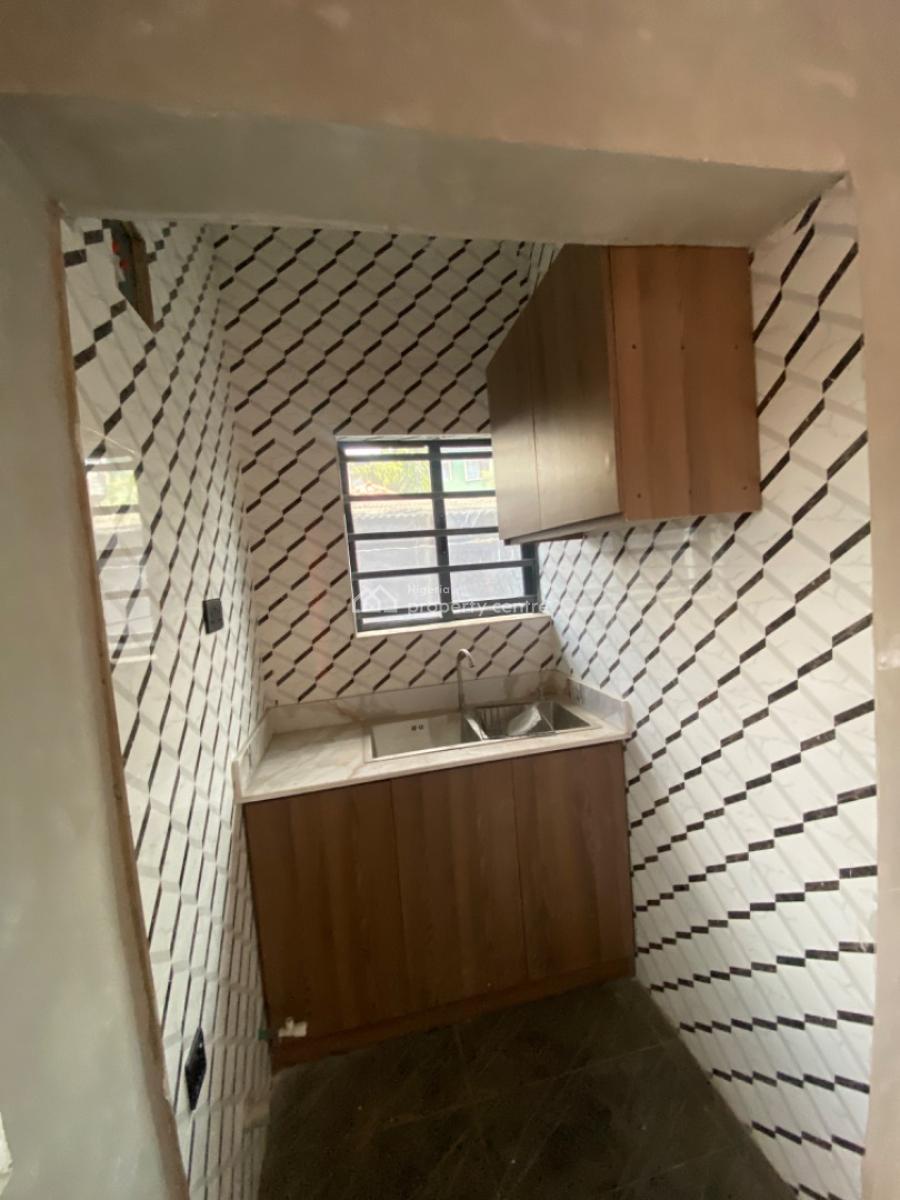 Newly Built Studio Apartment, Onike, Yaba, Lagos, Self Contain (single Rooms) for Rent