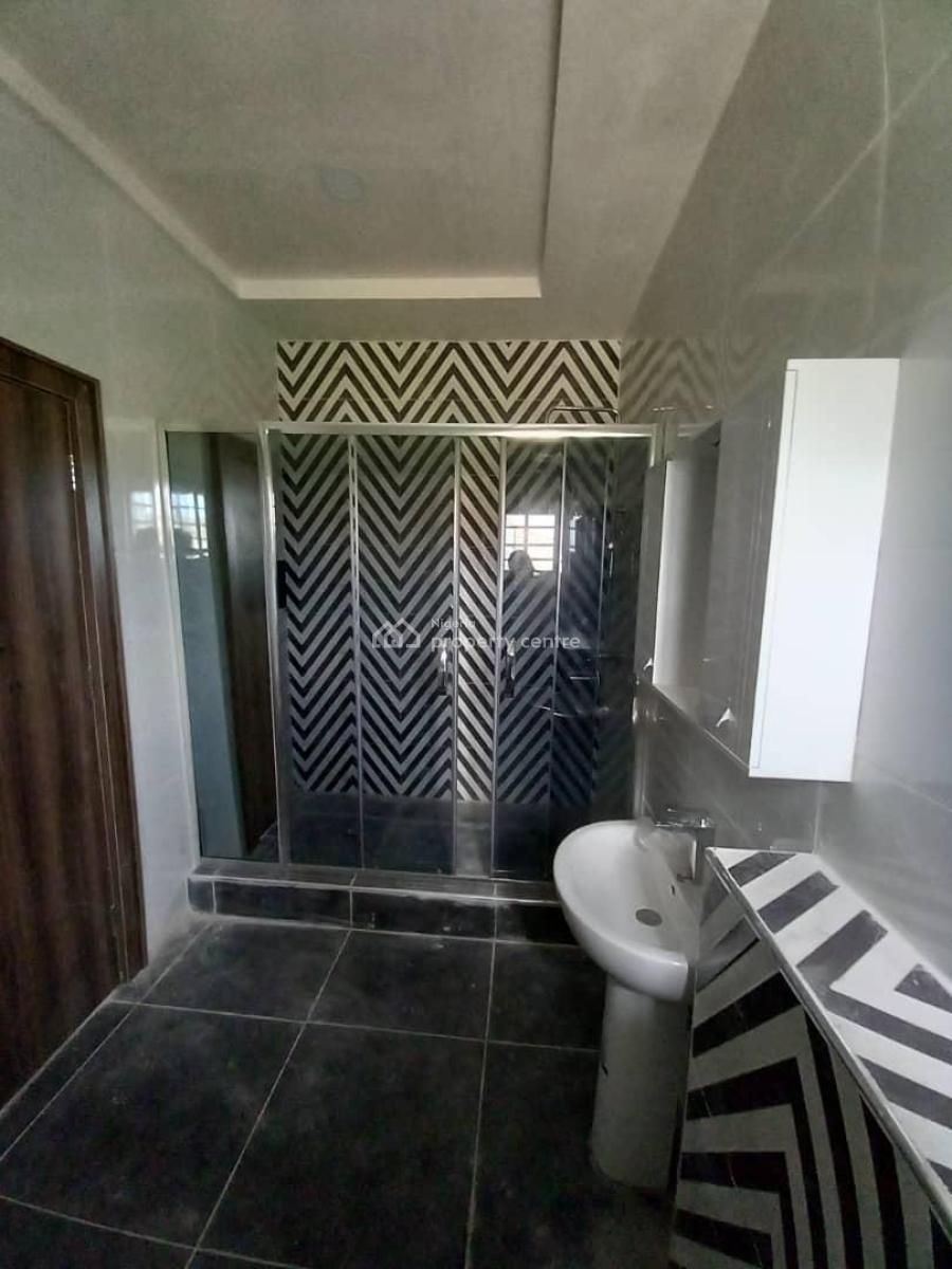 Five(5) Bedrooms Semi-detached Duplex, Two(2) Living Room & 1 Box Room, Cluster 5, River Park Estate Airport Road, Lugbe District, Abuja, Semi-detached Duplex for Rent