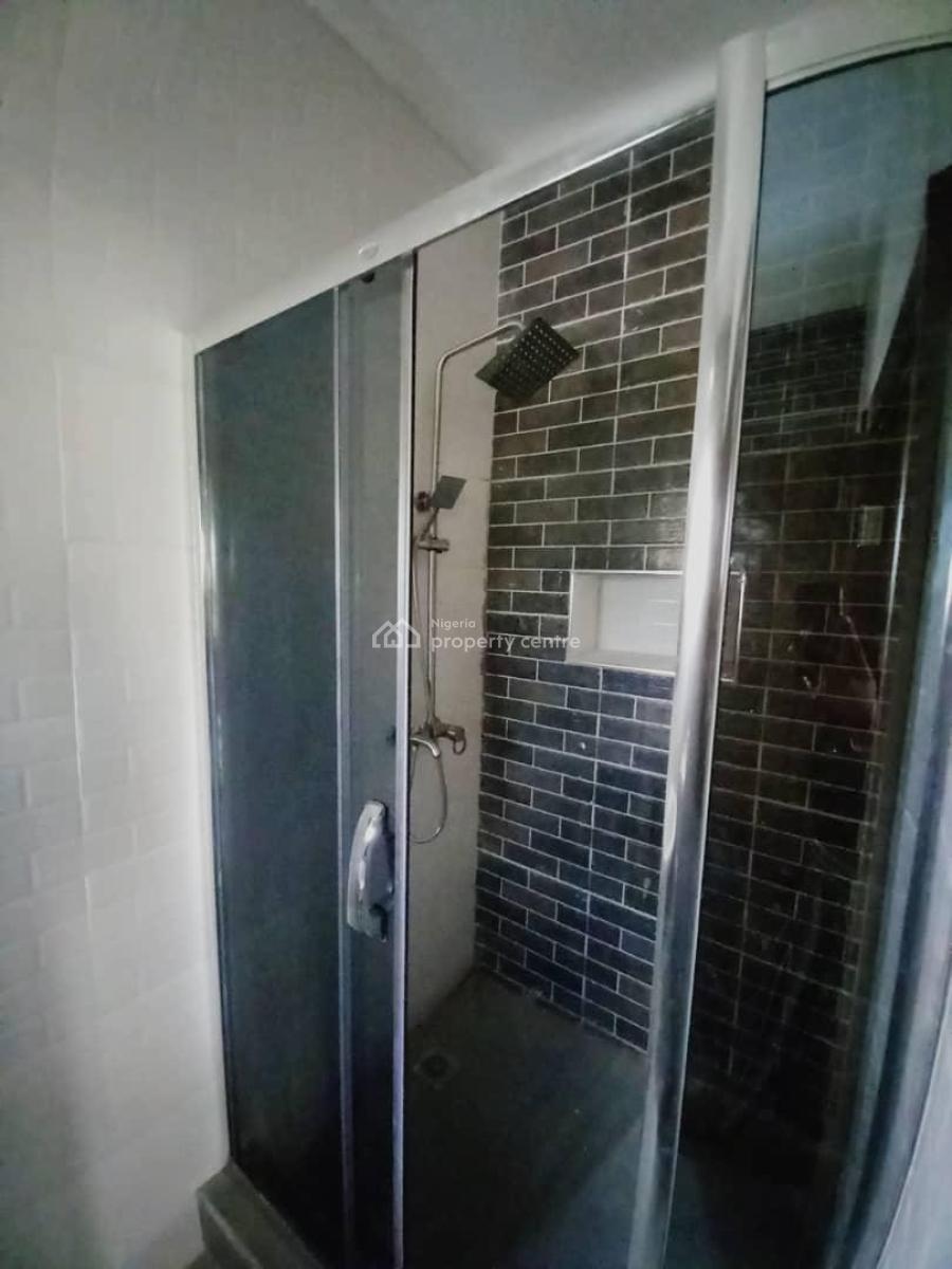 Five(5) Bedrooms Semi-detached Duplex, Two(2) Living Room & 1 Box Room, Cluster 5, River Park Estate Airport Road, Lugbe District, Abuja, Semi-detached Duplex for Rent