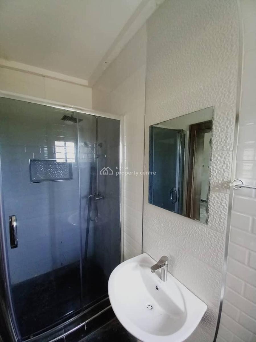 Five(5) Bedrooms Semi-detached Duplex, Two(2) Living Room & 1 Box Room, Cluster 5, River Park Estate Airport Road, Lugbe District, Abuja, Semi-detached Duplex for Rent