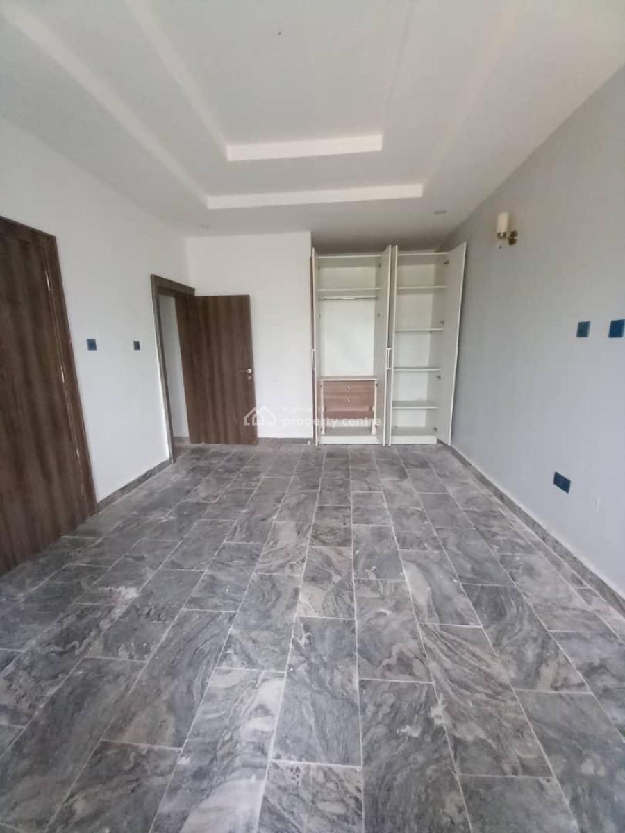 Five(5) Bedrooms Semi-detached Duplex, Two(2) Living Room & 1 Box Room, Cluster 5, River Park Estate Airport Road, Lugbe District, Abuja, Semi-detached Duplex for Rent