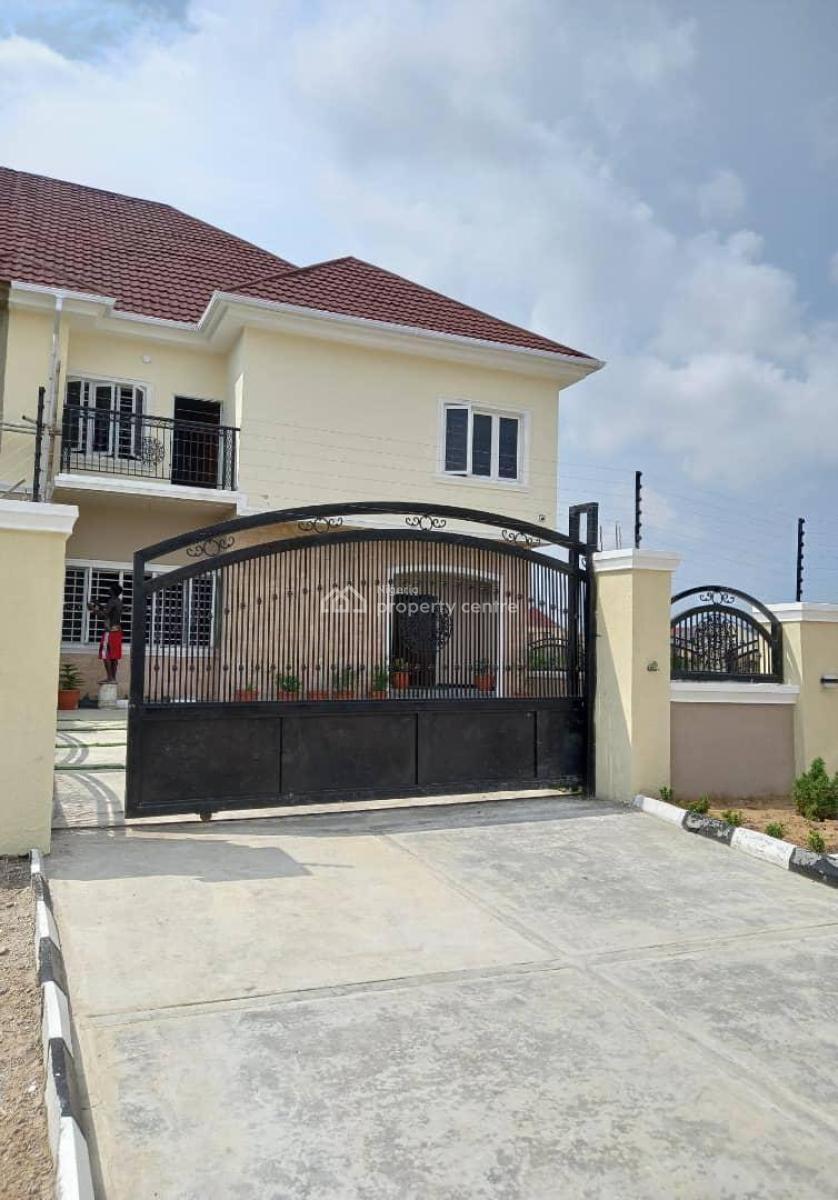 Five(5) Bedrooms Semi-detached Duplex, Two(2) Living Room & 1 Box Room, Cluster 5, River Park Estate Airport Road, Lugbe District, Abuja, Semi-detached Duplex for Rent