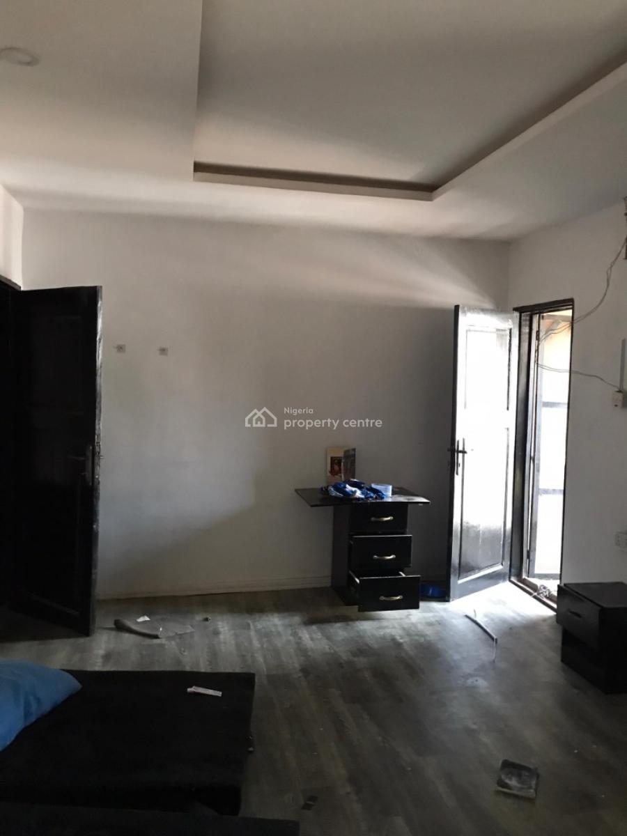 Standard Clean Massive Room Self Contained (upstairs) with Balcony, Off Admiralty Way, Lekki Phase 1, Lekki, Lagos, Self Contain (single Rooms) for Rent