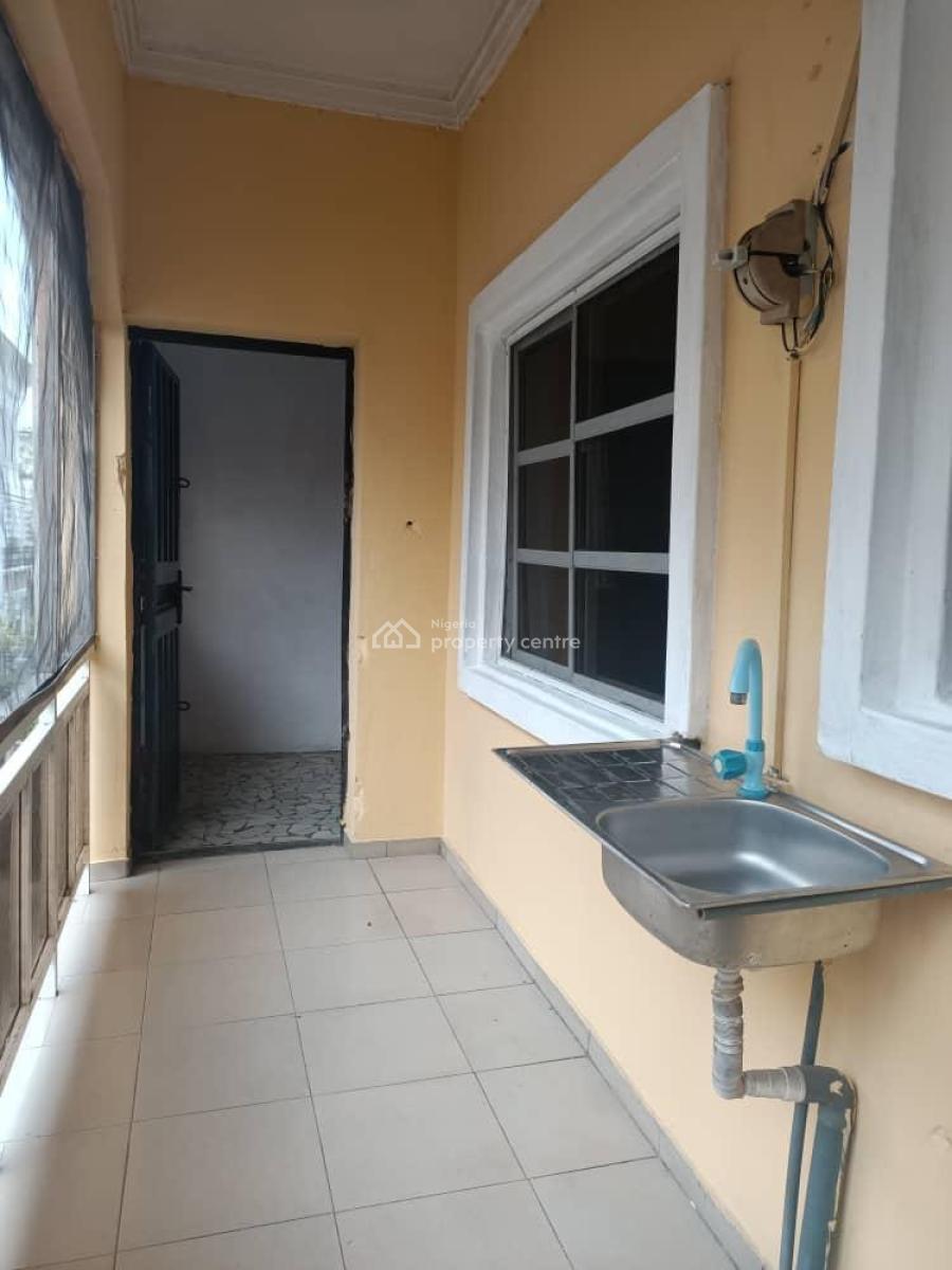 Upstairs Bq Space with Balcony, T.f Kuboye Road Lekki Right, Lekki Phase 1, Lekki, Lagos, Self Contain (single Rooms) for Rent