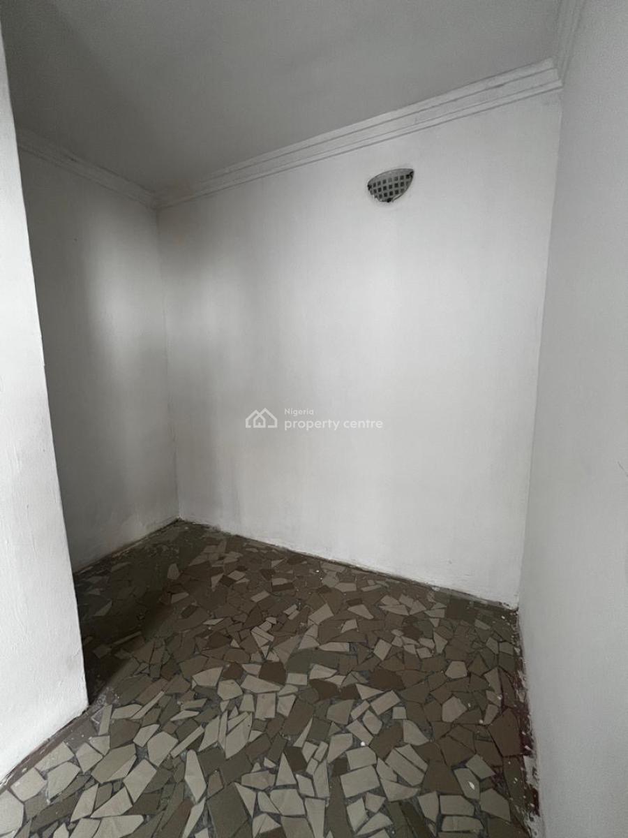Upstairs Bq Space with Balcony, T.f Kuboye Road Lekki Right, Lekki Phase 1, Lekki, Lagos, Self Contain (single Rooms) for Rent