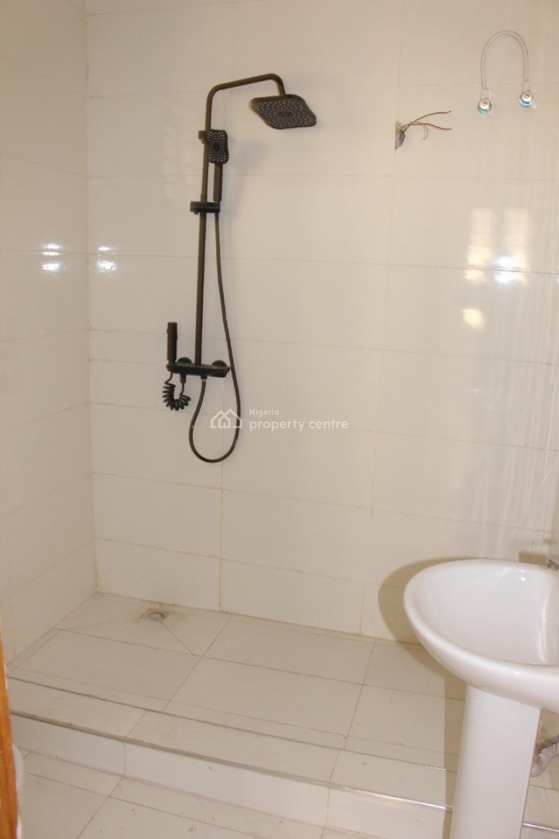 Nice and Spacious 2 Bedroom Apartment All Rooms En-suite, Ajah, Lagos, Flat / Apartment for Rent