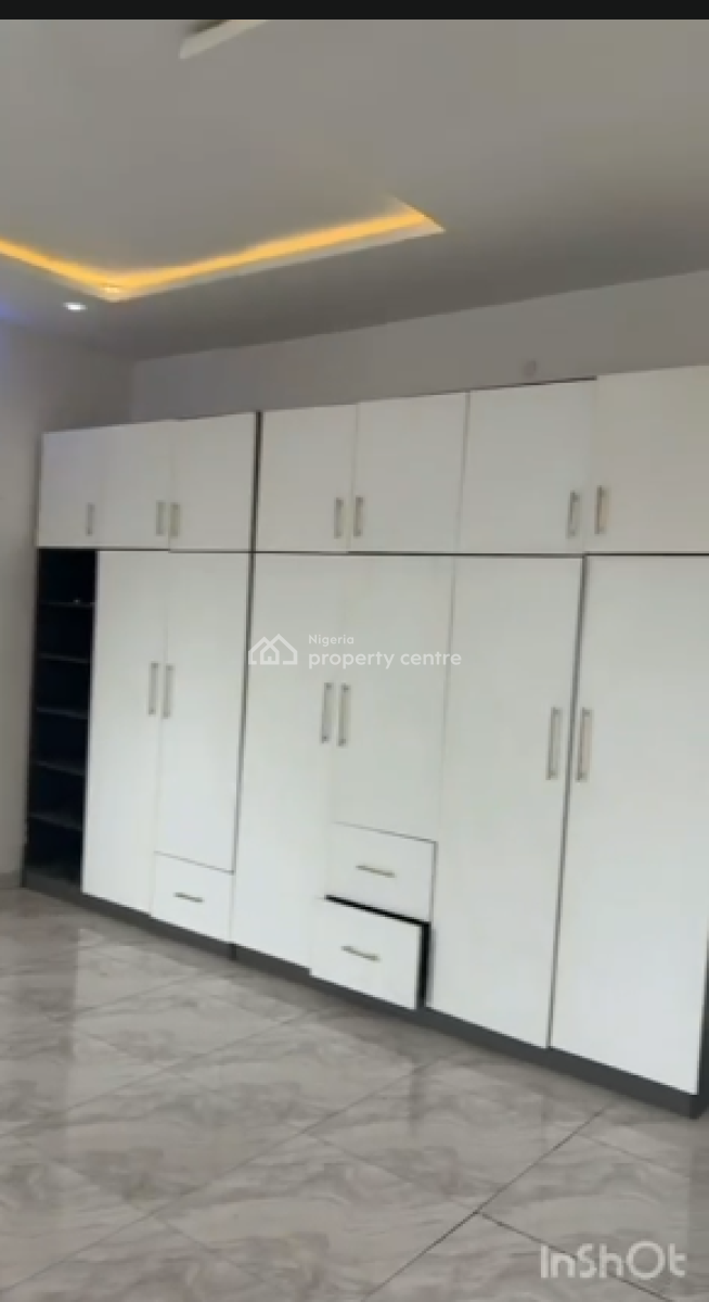 Master Bedroom Apartment, Orchid Road, Golden Palm Estate, Lekki Phase 2, Lekki, Lagos, Flat / Apartment for Rent