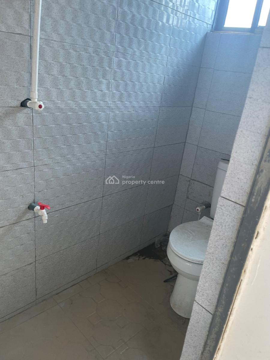 Room Selfcon, Off Bajulaye Road, Shomolu, Lagos, Self Contain (single Rooms) for Rent