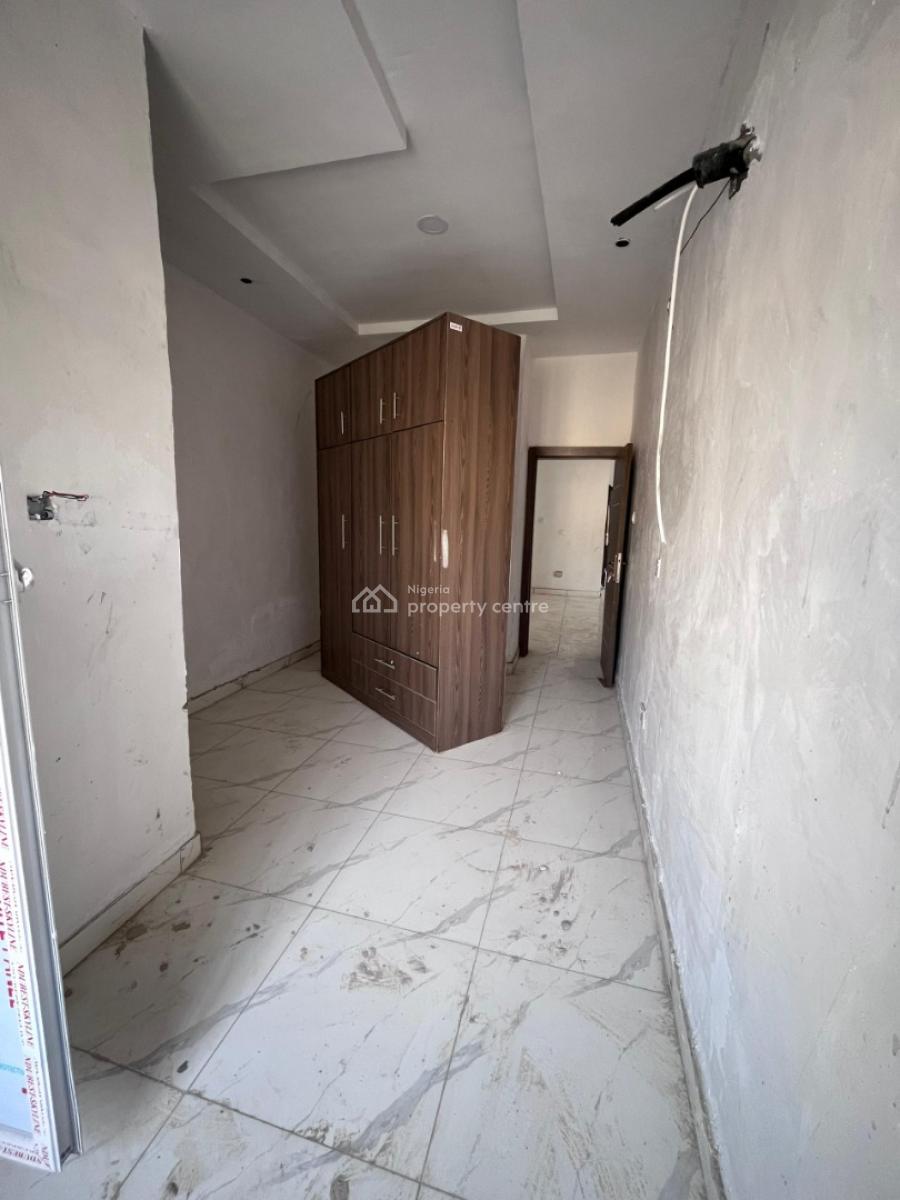 1 Bedroom (mini Flat) Apartment Within a Serviced and Serene Estate, Agungi, Lekki, Lagos, Mini Flat (room and Parlour) for Rent