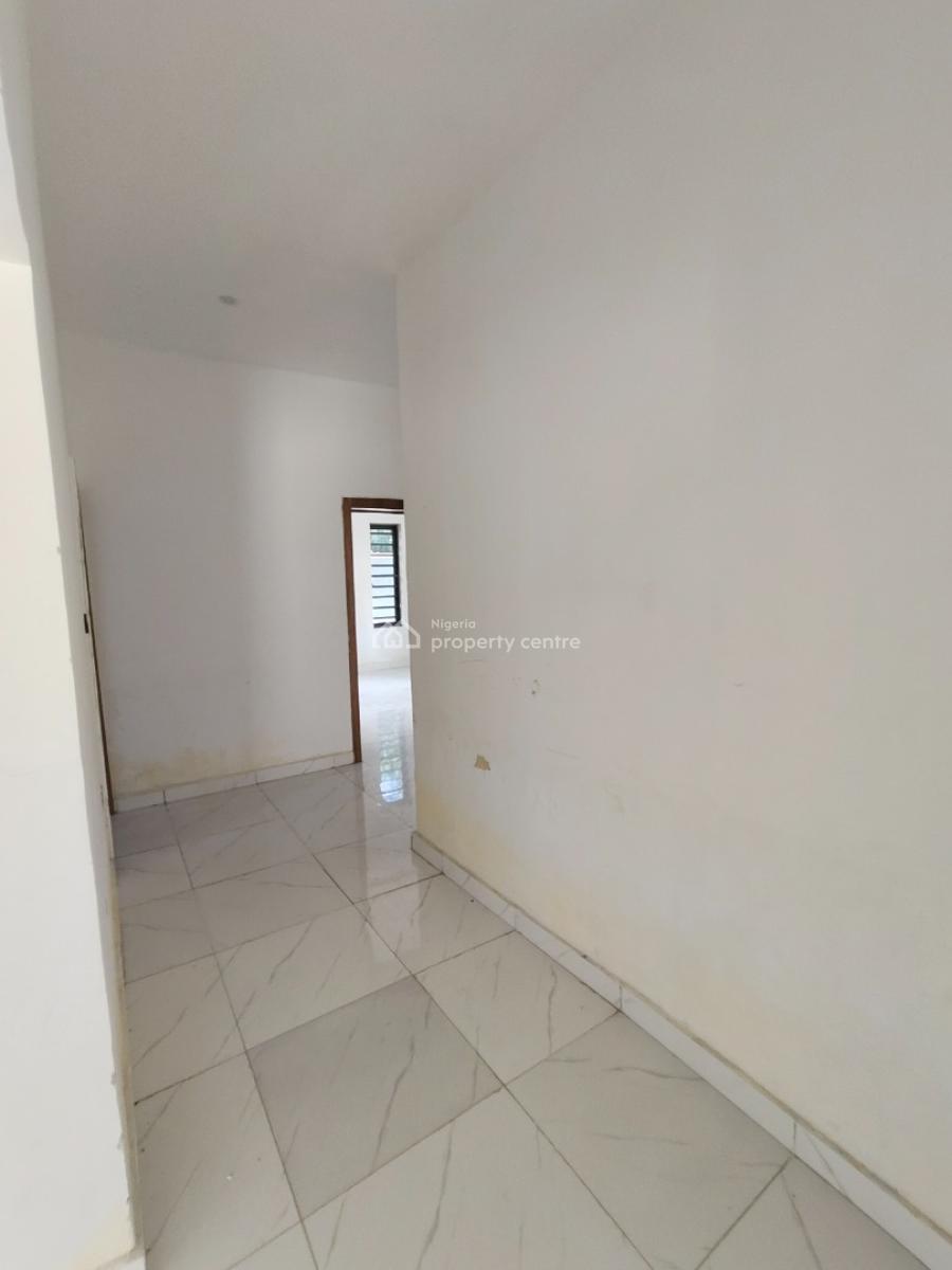 Sharp 3 Bedrooms Apartment, Abraham Adesanya, Ajah, Lagos, Flat / Apartment for Rent