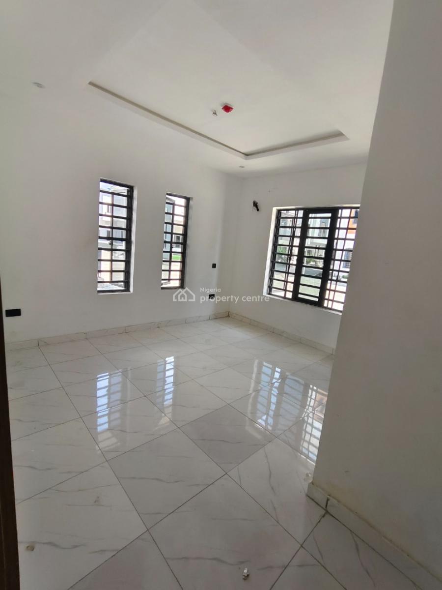 Sharp 3 Bedrooms Apartment, Abraham Adesanya, Ajah, Lagos, Flat / Apartment for Rent