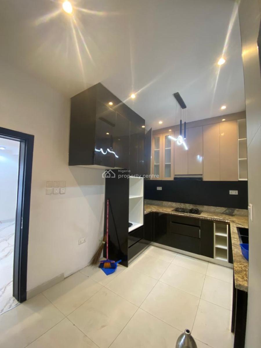 3 Bedroom Terraced Duplex, Ologolo, Lekki, Lagos, Terraced Duplex for Sale