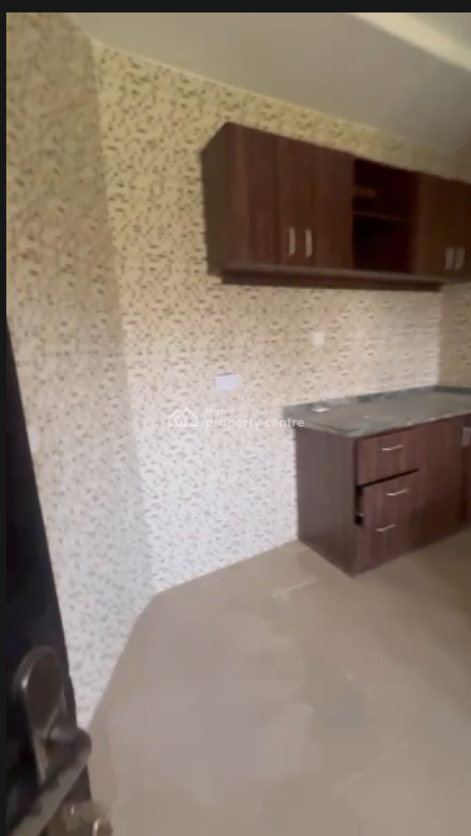 Spacious 2 Bedroom Apartment, Aptech Estate, Sangotedo, Ajah, Lagos, Flat / Apartment for Rent